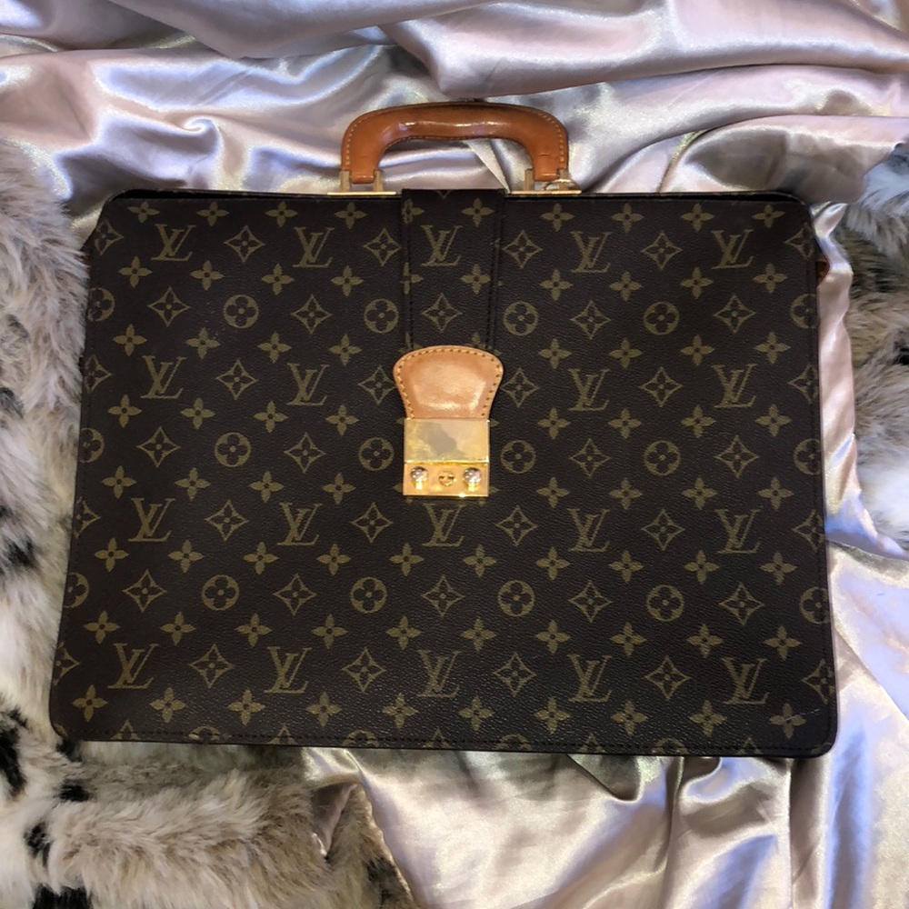 Luis Vuitton Vintage Portfolio Briefcase